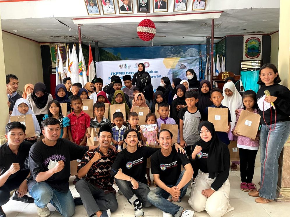 Agenda bakti sosial mengawali Dies Natalis ke 1 FKPPIB. 