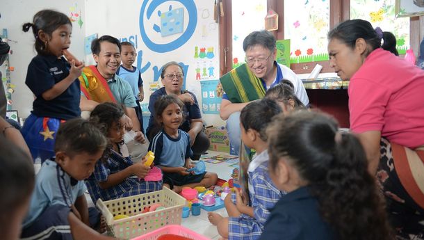 Puncak Estafet Peduli Bumi, Asuransi Astra Resmikan Learning Center di Sumba