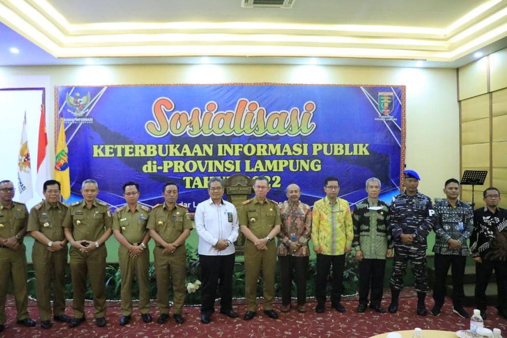 Sosialisasi Keterbukaan Informasi Publik Provinsi Lampung berlangsung di Hotel Bukit Randu pada Senin, 12 Desember 2022.