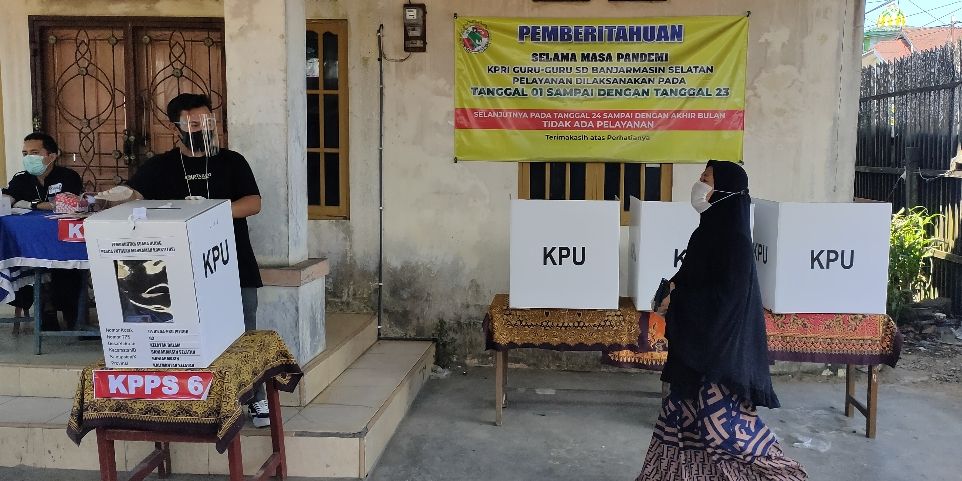 Pemilih di Kecamatan Banjarmasin Selatan menggunakan haknya di Pilkada serentak 2020 lalu. (Foto : Starbanjar)