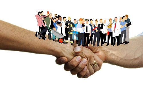 handshake-3378251_1280.jpg
