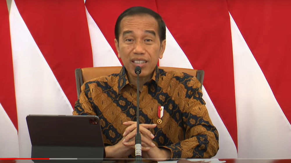 jokowi konpers bauksit.png