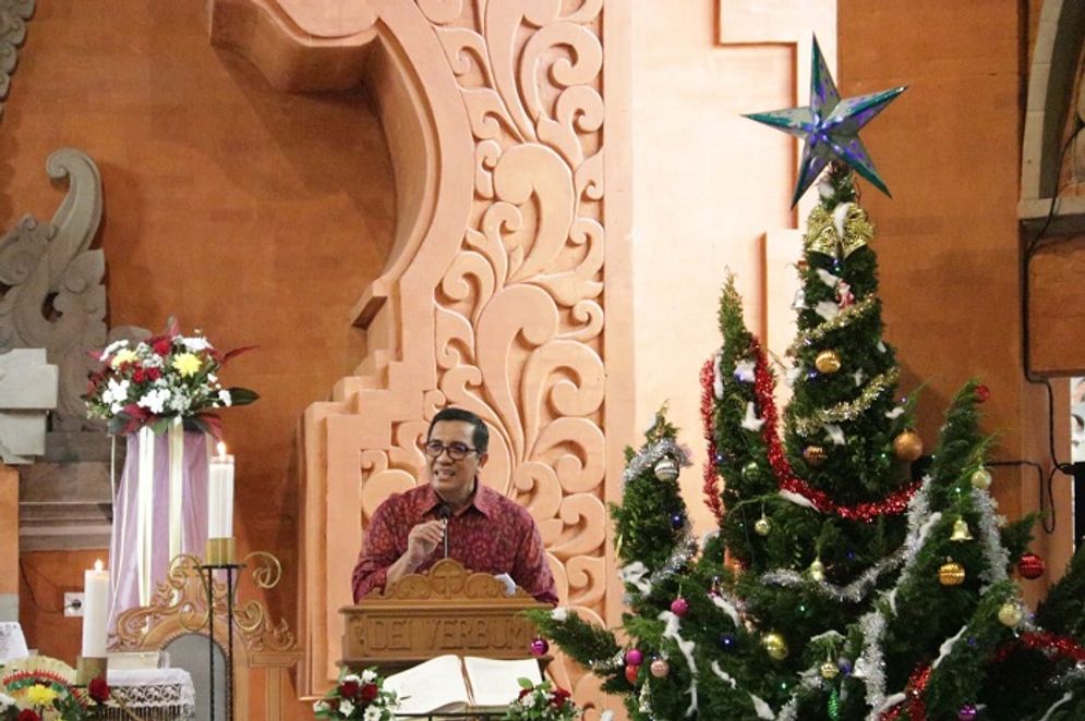 Bupati Tabanan Rayakan Momen Natal Bersama Masyarakat Dengan Khidmat dan Damai3.jpeg