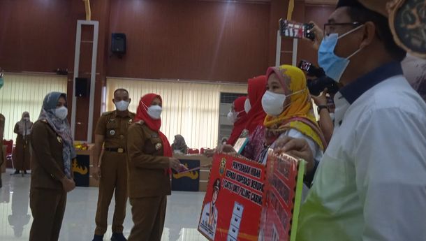 Pemkot Berikan Bantuan 170 Koperasi dan UMKM