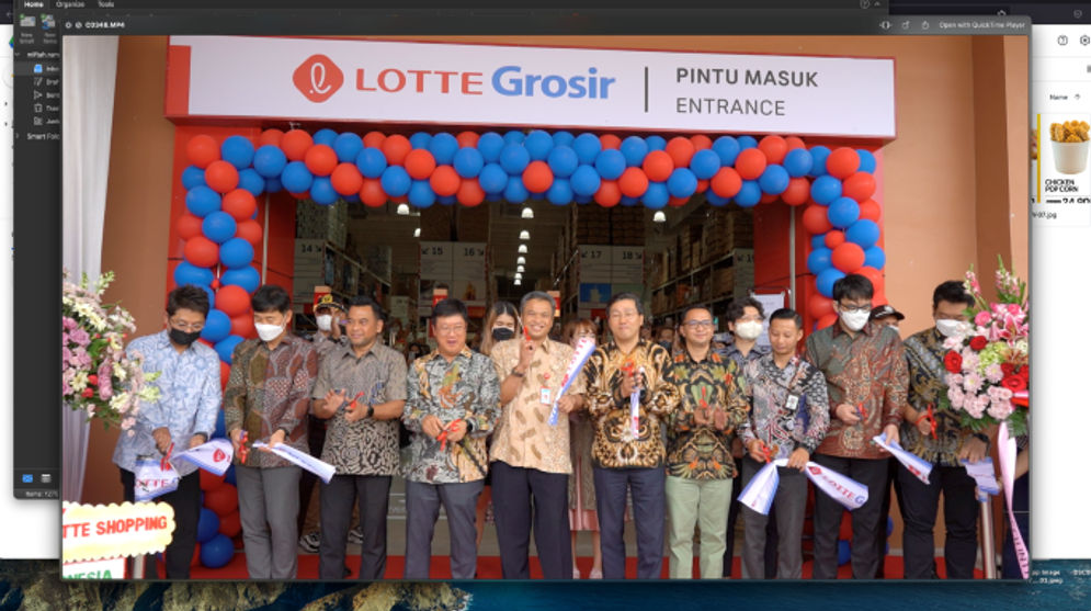 Simbolisasi Gunting Pita Grand Opening Serpong (1).png