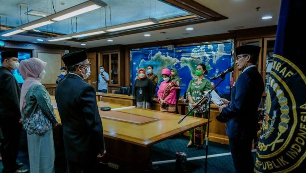 Menparekraf Sandiaga S. Uno Lantik Tiga Pejabat Fungsional di Lingkungan Kemenparekraf/Baparekraf