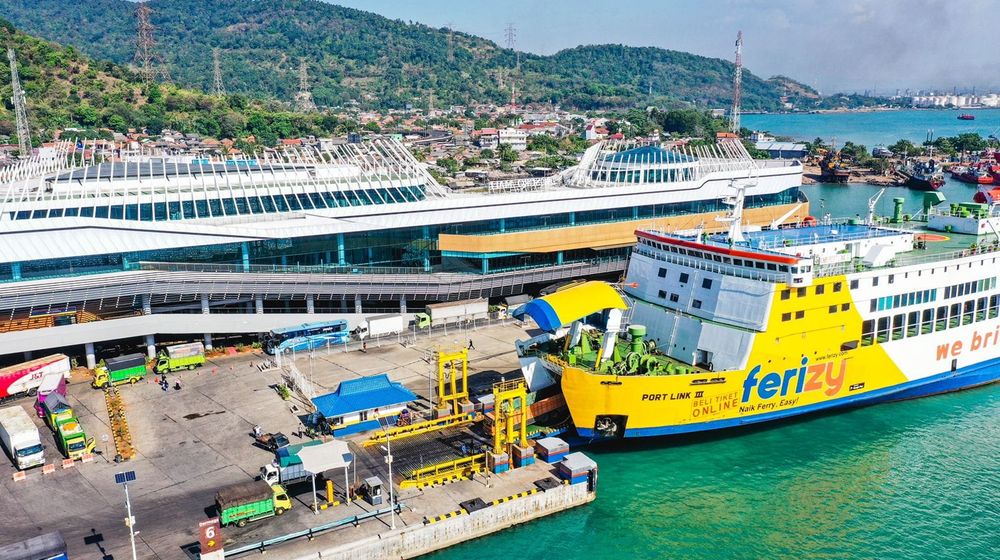 PT ASDP Indonesia Ferry (Persero) berhasil membukukan pendapatan konsolidasi sebesar Rp3,87 triliun dan laba bersih sebesar Rp552 miliar hingga November 2022.