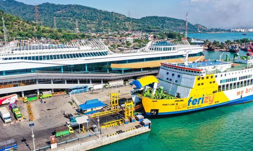 PT ASDP Indonesia Ferry (Persero) berhasil membukukan pendapatan konsolidasi sebesar Rp3,87 triliun dan laba bersih sebesar Rp552 miliar hingga November 2022.