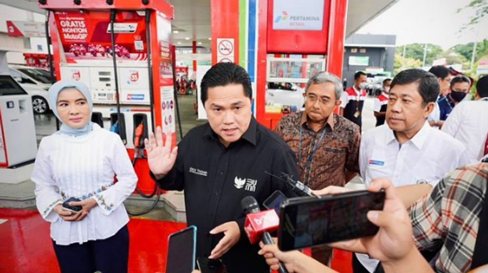 ERICK THOHIR TINJAU SPBU.png