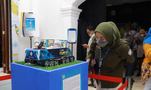 UNAIR Gelar Pameran Arsip Pandemi Covid-19 Untuk Mengenang Wabah Covid-19 di Indonesia- (1).JPG