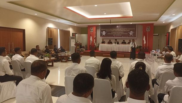 Bupati Don Bosco Do Lantik 35 Anggota PPK Pemilu Tahun 2024 Tingkat Kabupaten Nagekeo