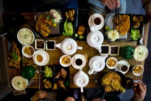 Bukan Soal Self Reward, Ini Tanda Anda Menghabiskan Banyak Uang Hanya untuk Makanan