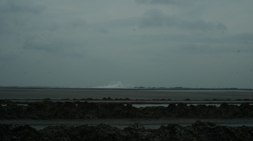 Semburan Aktif Lumpur Lapindo di  Jl Raya Porong di Desa Siring Porong, Sidoarjo, Jawa Timur.JPG