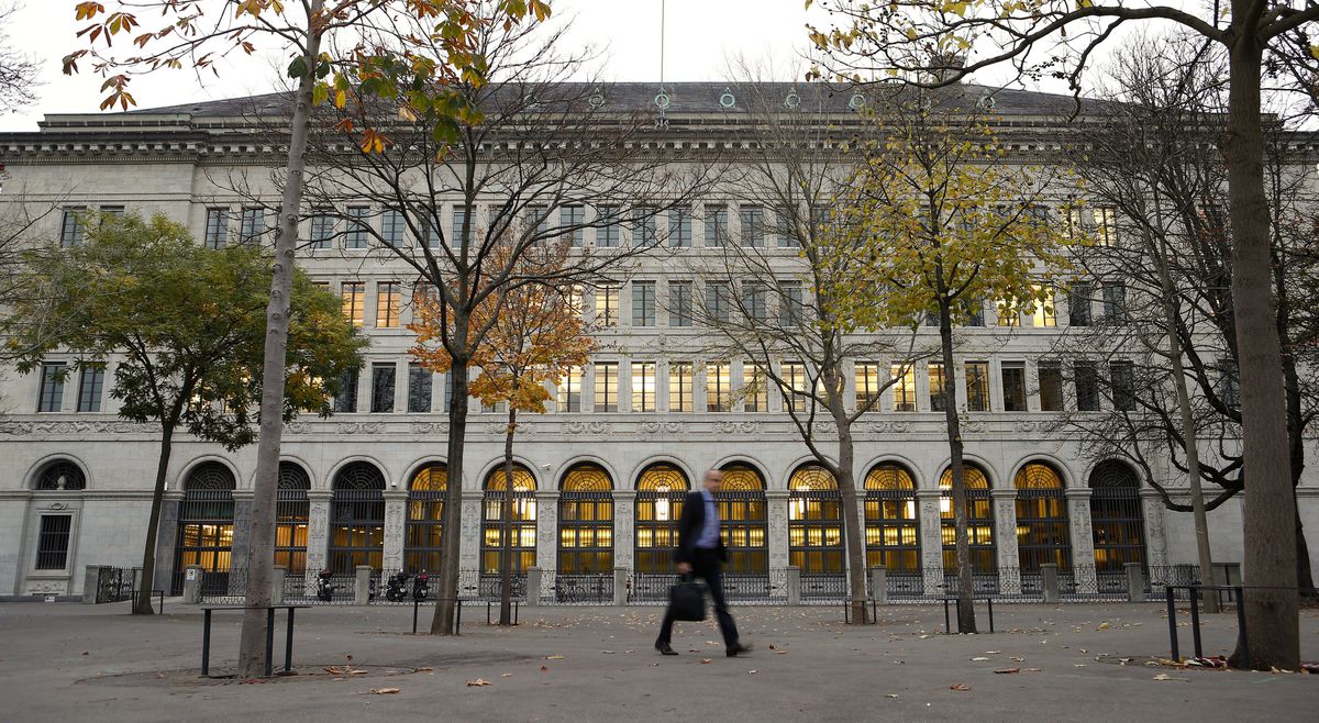 SNB.jpg