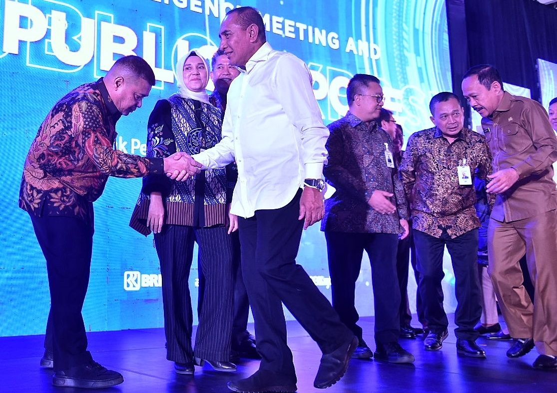 Gubernur umut Edy Rahmayadi menghadiri Due Diligence Meeting and Public Expose yang 

diselenggarakan Bank Sumut 