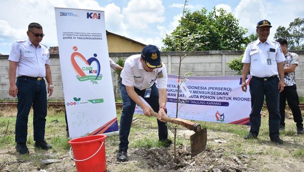 Divre IV Tanjungkarang Sukseskan Hari Gerakan Satu Juta Pohon untuk Indonesia