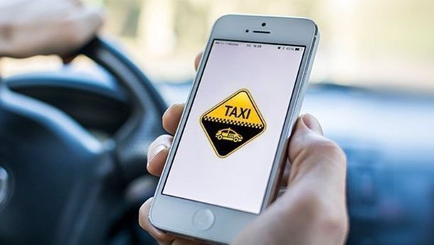 Kenaikan Tarif Taksi Online Perlu Dikaji Mendalam, Berpotensi Turunkan Permintaan dan Picu Inflasi