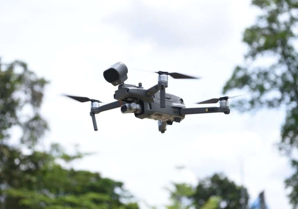 Ilustrasi ETLE menggunakan drone oleh Polri. 