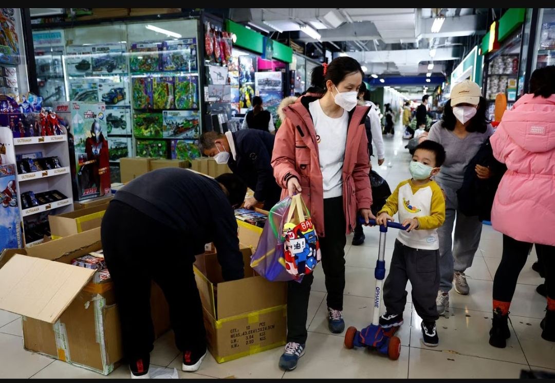 Ibu dan Anak di China