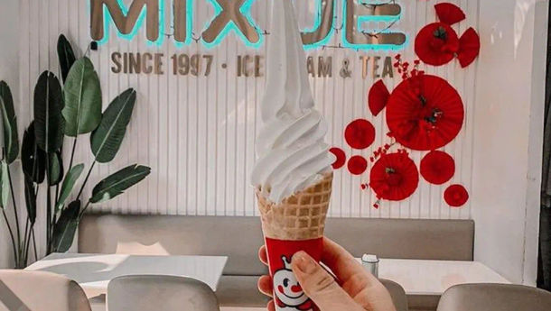 Maraknya Sertifikasi Halal Kedai Minuman, dari Kopi Kenangan hingga Mixue