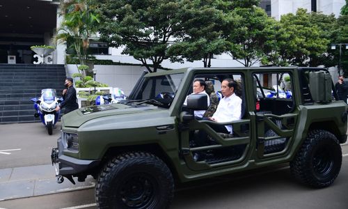 Si Maung Pindad.jpeg