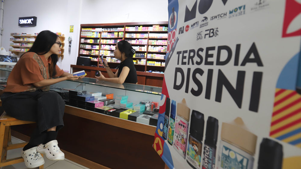 Ilustrasi Penjualan Rokok Elektrik - Panji 3.jpg