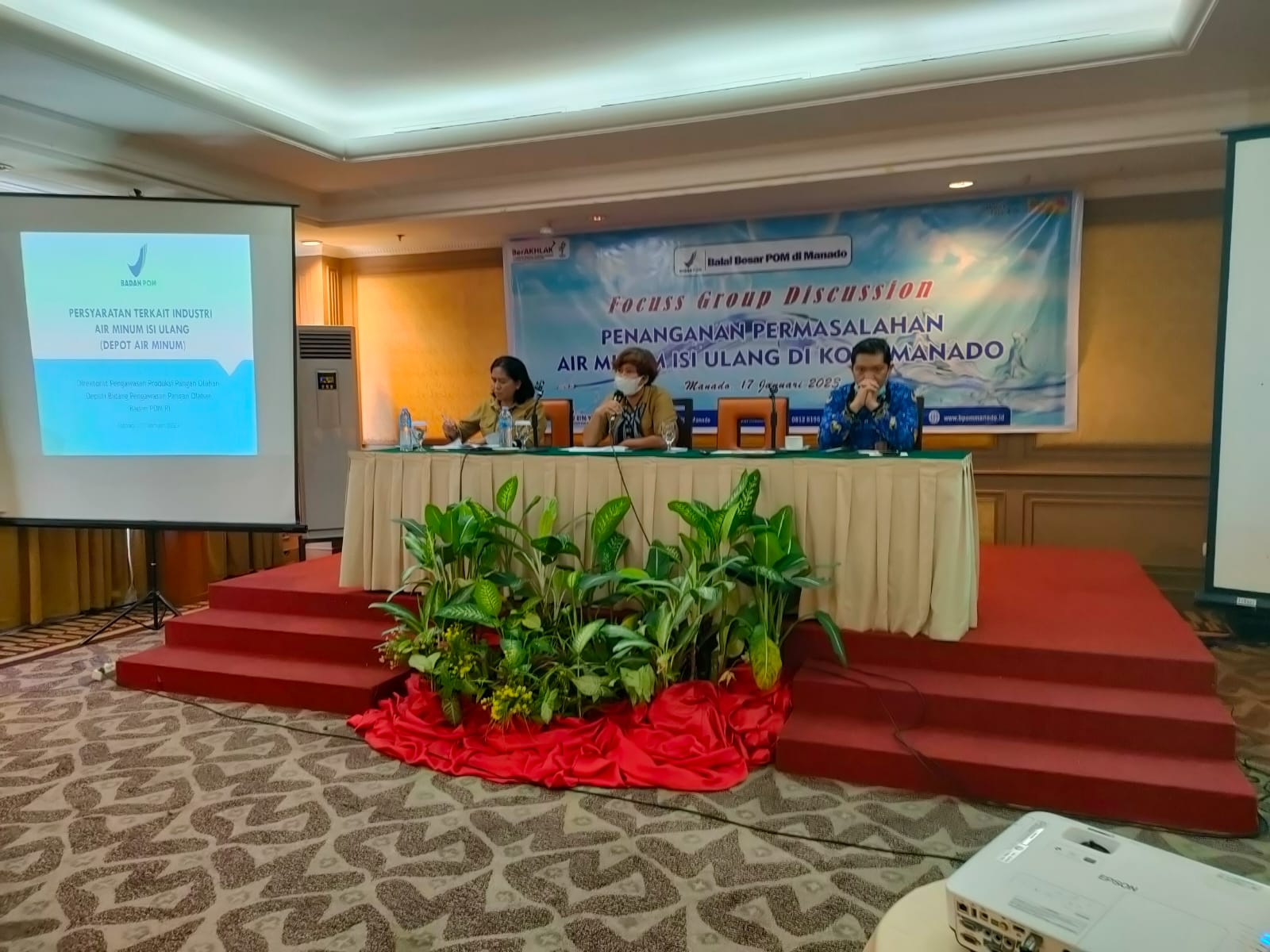 Kadis kesehatan Manado dalam FGD dengan BBPOM 