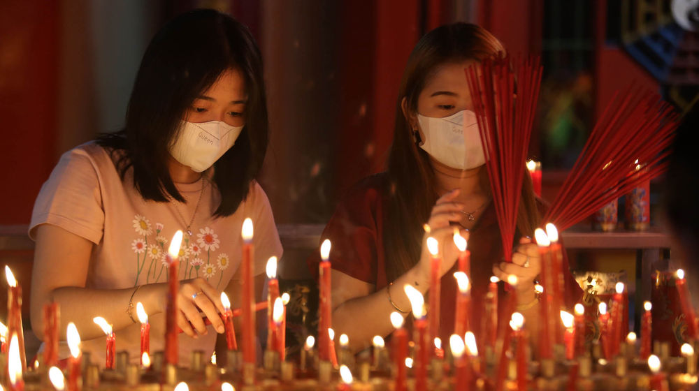 Sembahyang Imlek - Panji 2.jpg