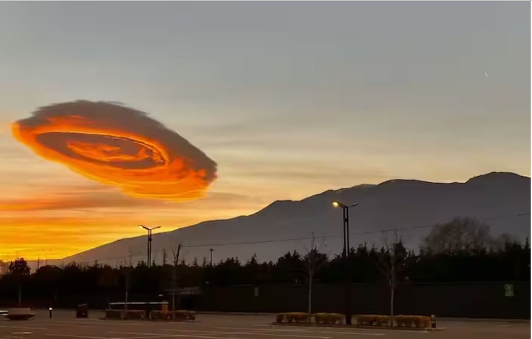 awan UFO turki.jpeg