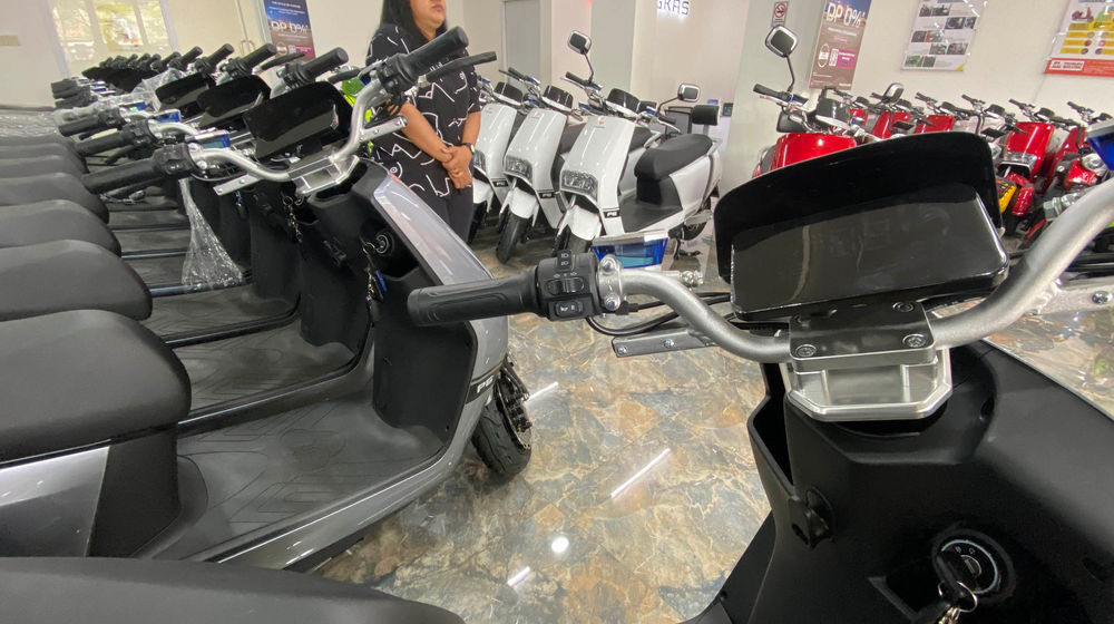 Penjualan Motor Listrik - Panji 6.jpg