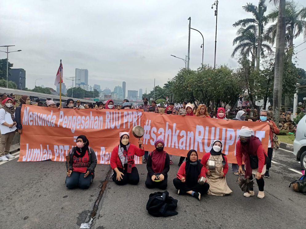 Koalisi Sipil Aksi Rabuan, Menaker Sebut UU PPRT Landasan Utama Lindungi Pekerja Domestik