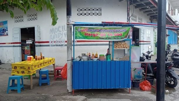 Ulah Pria Ini Bikin Orang Elus Dada,  Makan Bakso Bakwan Tak Mau Bayar, Malah Intimidasi Wanita Pedagang