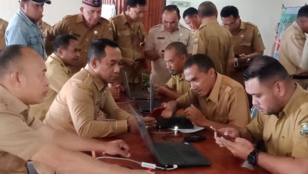 Bupati Hery G. L. Nabit Luncurkan Aplikasi Identitas Kependudukan Digital