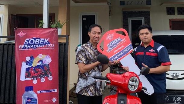 Konsumen Palembang dan Medan Dapatkan Hadiah Utama Program SOBER Federal Oil™