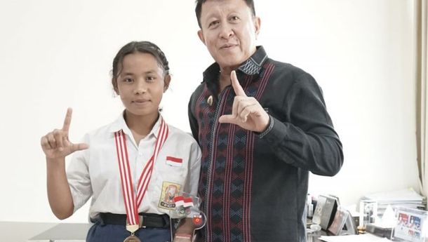 Wabup  Mabar Yulianus Weng Apresiasi Siswi Peraih Predikat 'The Winner 1 Province Level NESO 2023'