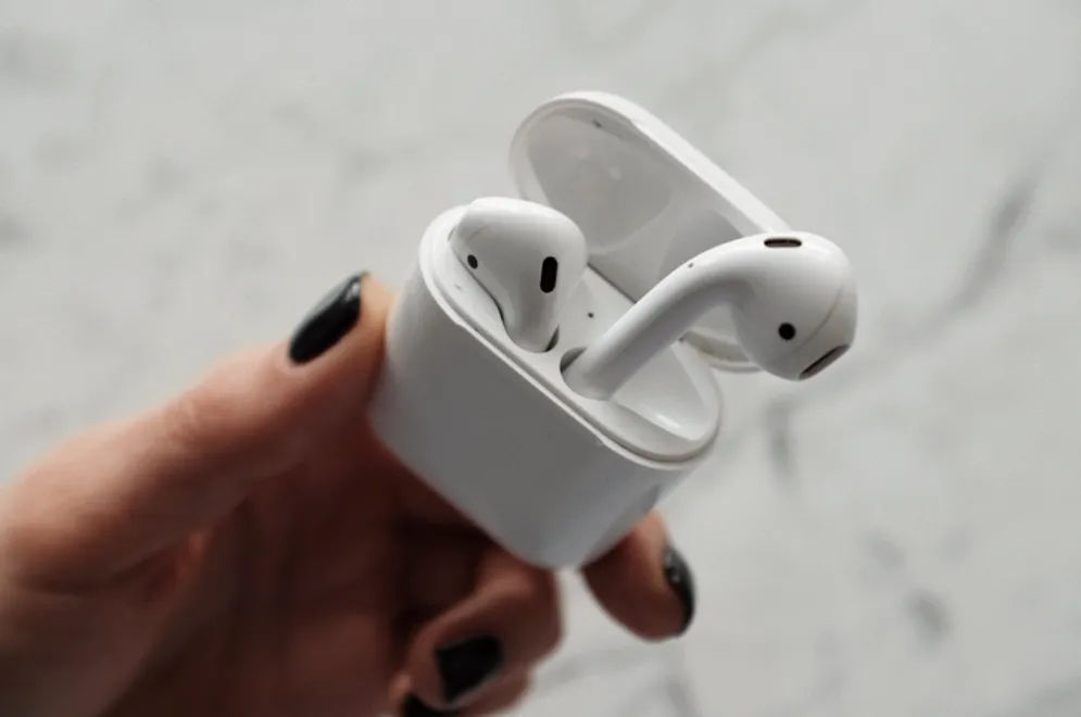 Anda bisa mencoba menemukan kembali AirPods yang hilang dengan menggunakan fitur berikut ini.