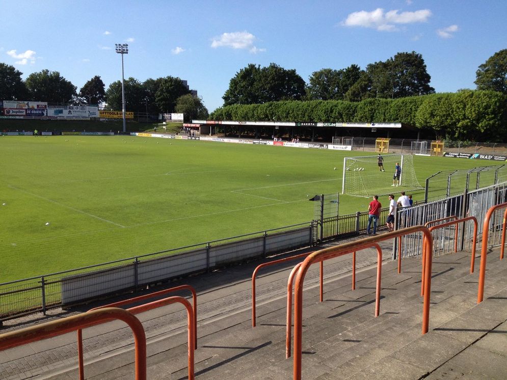 A-MARSELINO STADION.jpg