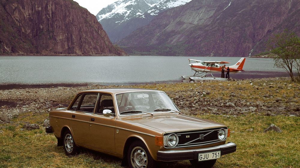 volvo 144.jpg