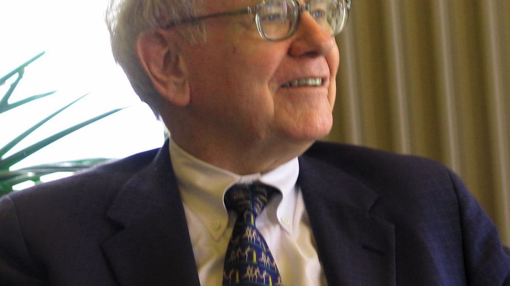 Warren_Buffett_KU_Visit.jpg