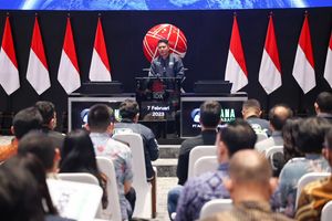 PT Aviana Sinar Abadi Tbk 