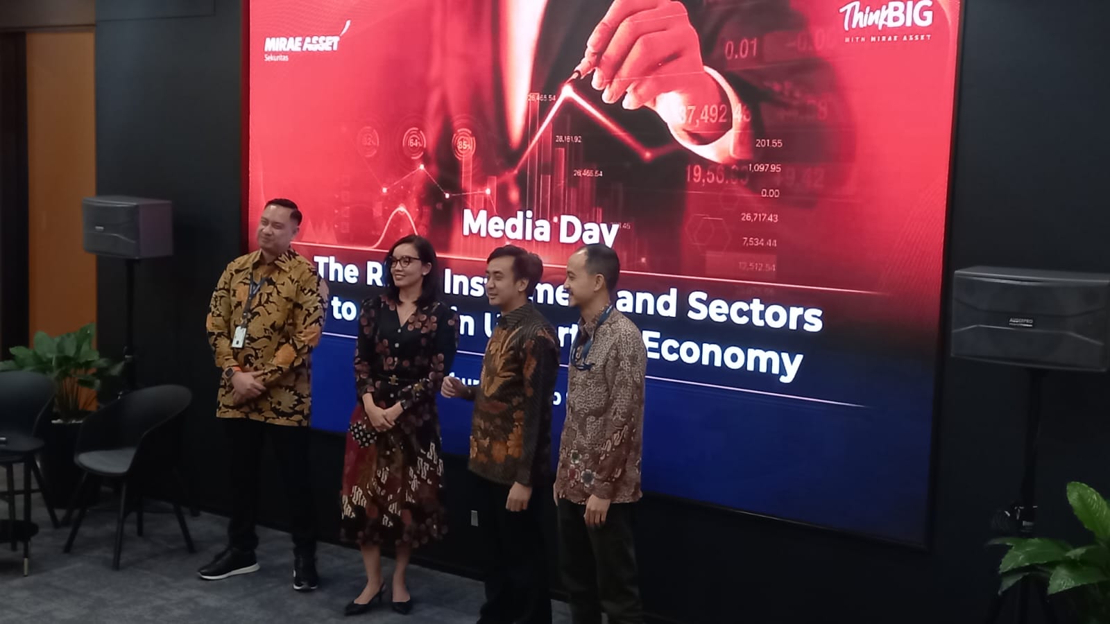 PT Mirae Asset Sekuritas Indonesia menggelar Media Day di Jakarta, Kamis, 9 Februari 2023.