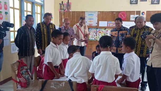 Tim dari Kemendikbudristek, Kemenag, Bappenas dan Inovasi Pusat Datangi SDI Wodomia, Nangaroro