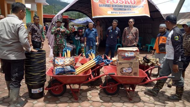 Respon Bencana Banjir Ijen Bondowoso, BRI Menyalurkan Bantuan Bagi Warga Terdampak