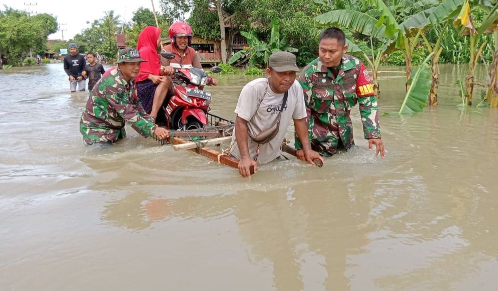 Banjir Kota Surakarta meluas, sebanyak 7.885 warga mengungsi
