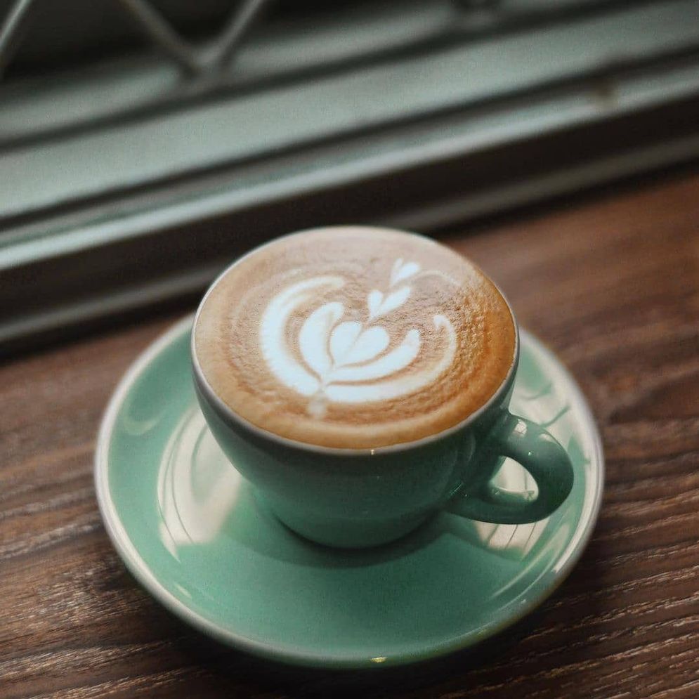 Kopi Titik Koma, Rekomendasi Kafe yang Cocok untuk Dijadikan Tempat Bekerja dan Berkumpul Bersama