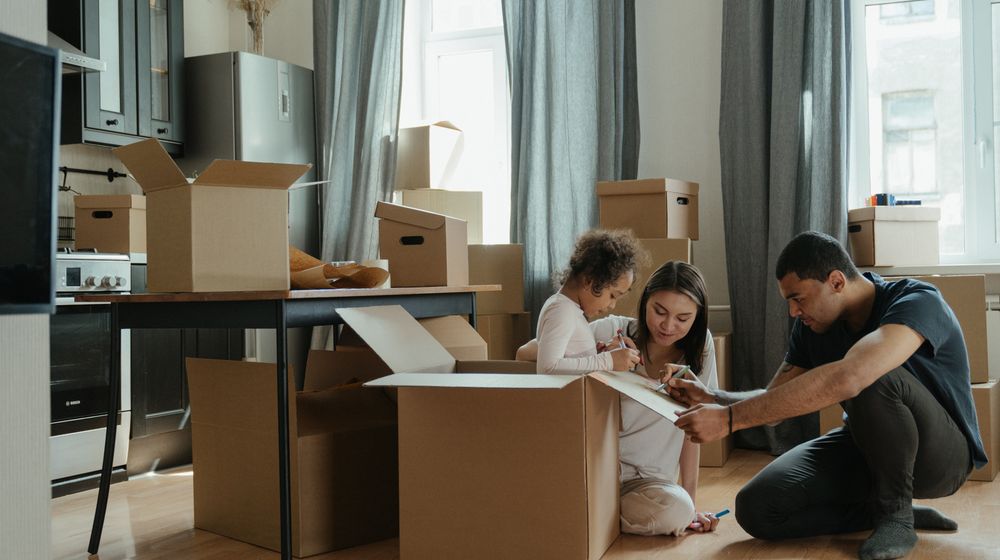 Photo by cottonbro studio: https://www.pexels.com/photo/family-unpacking-after-moving-4569340/