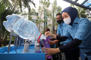 Kerjasama Bluebird Le Minerale - Panji 3.jpg
