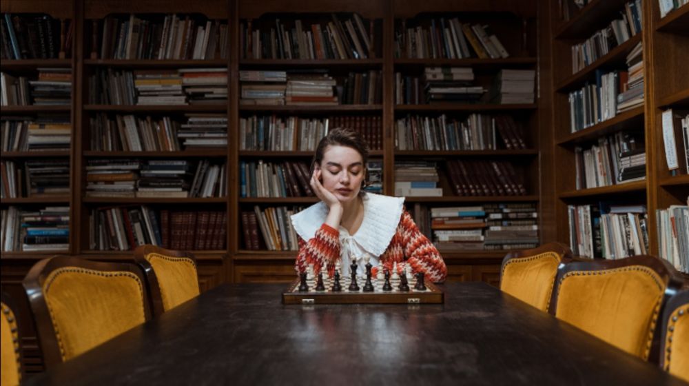 Photo by Tima Miroshnichenko: https://www.pexels.com/photo/pensive-woman-playing-chess-10626503/