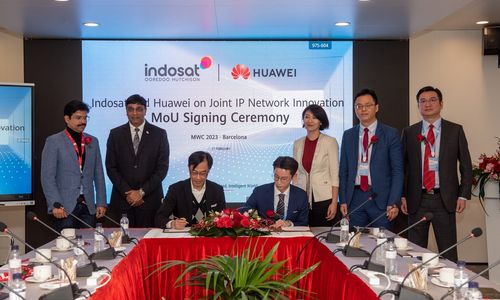 Indosat & Huawei (1).JPG