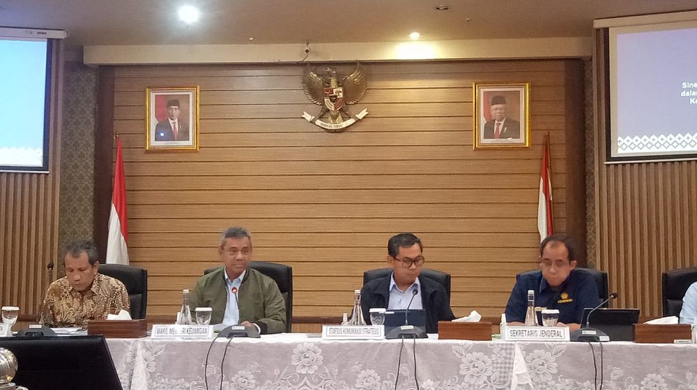 Wamenkeu Suahazil Nazar.jpeg